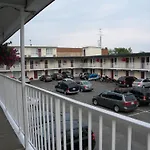 Fairway Inn By The Falls